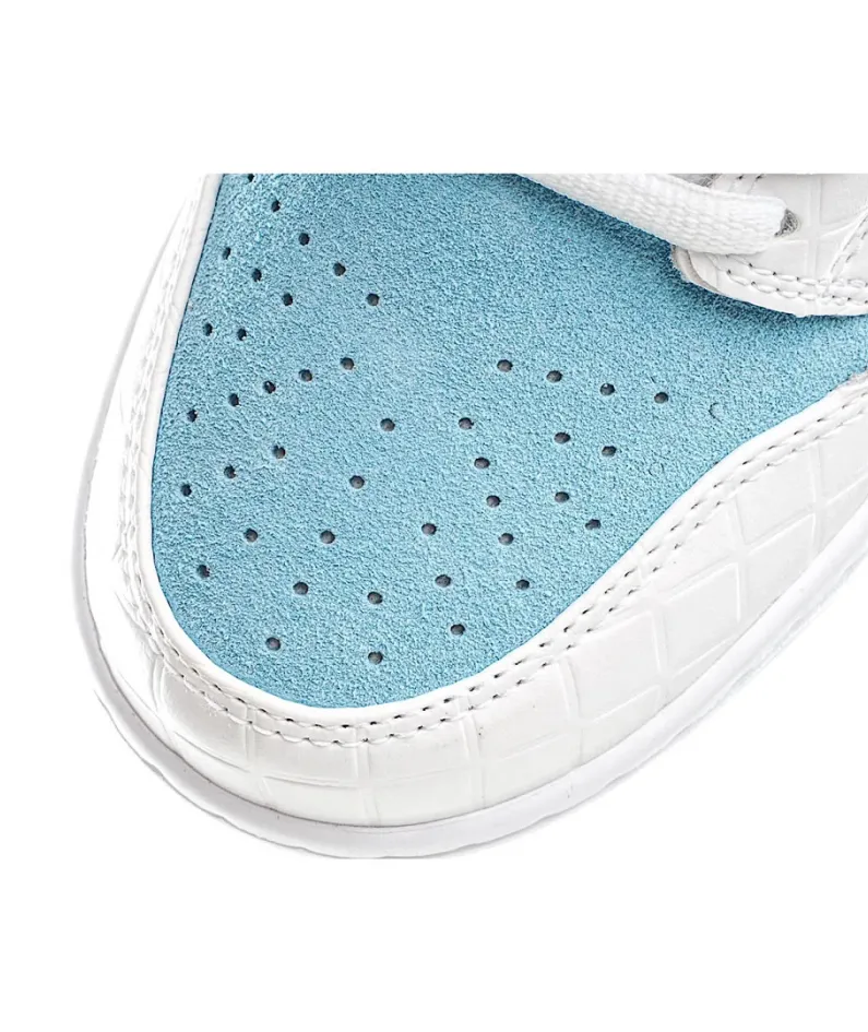 FTC Skateboarding x Nike SB Dunk Low Pro QSLAGOON PULSE Diamond Silver Ice Blue
