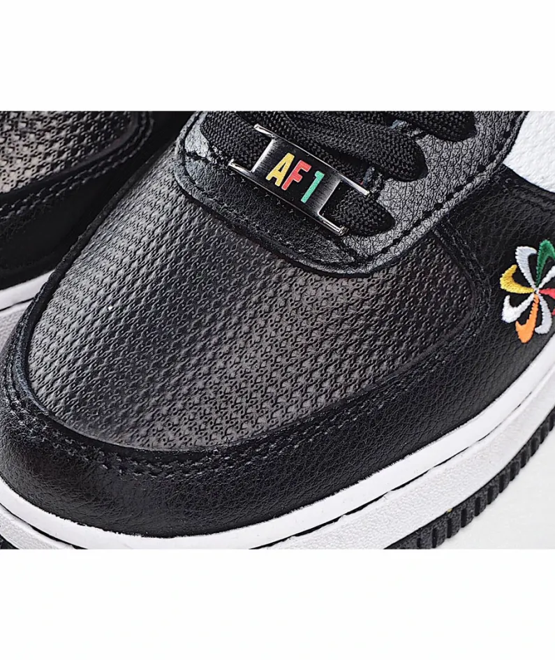 Nike Air Force 1 Low-Top Sneakers Black & White