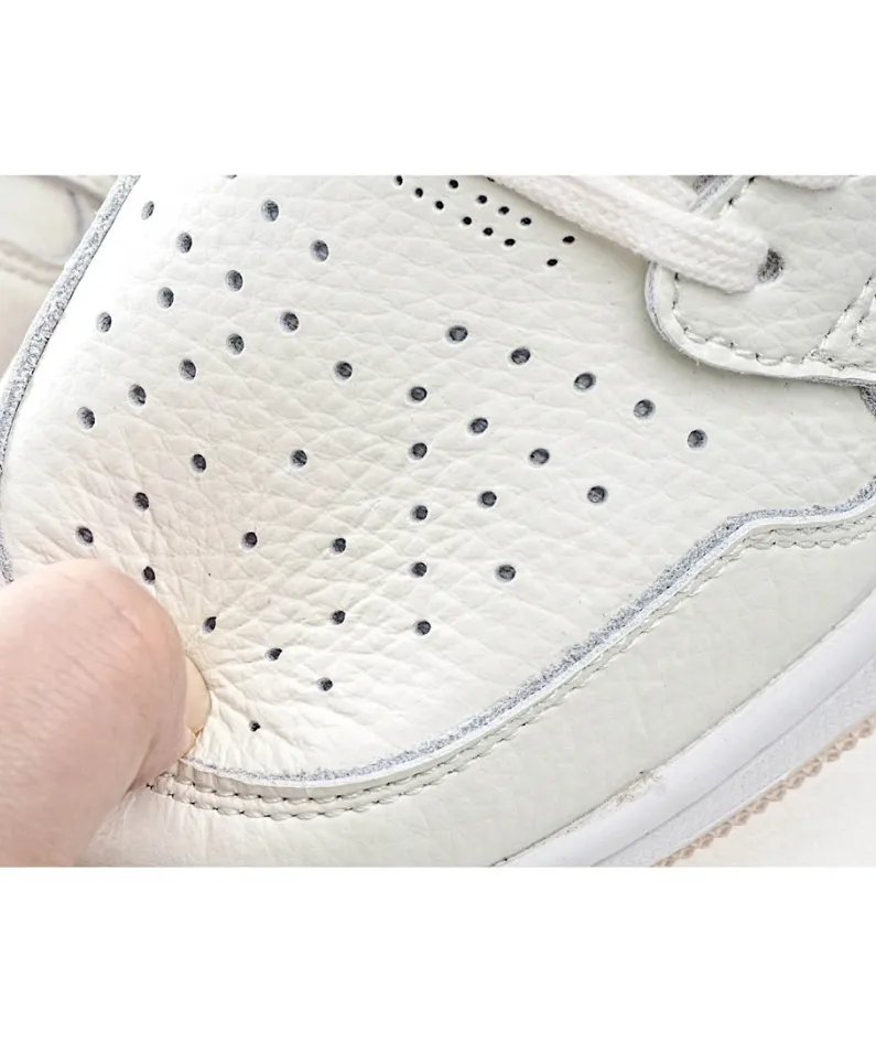 Wmns Air Jordan 1 High Zoom 'Pearl White'