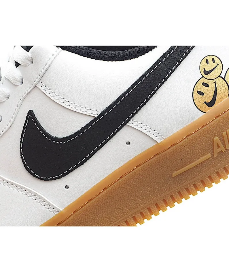 Nike Air Force 1 Black & White