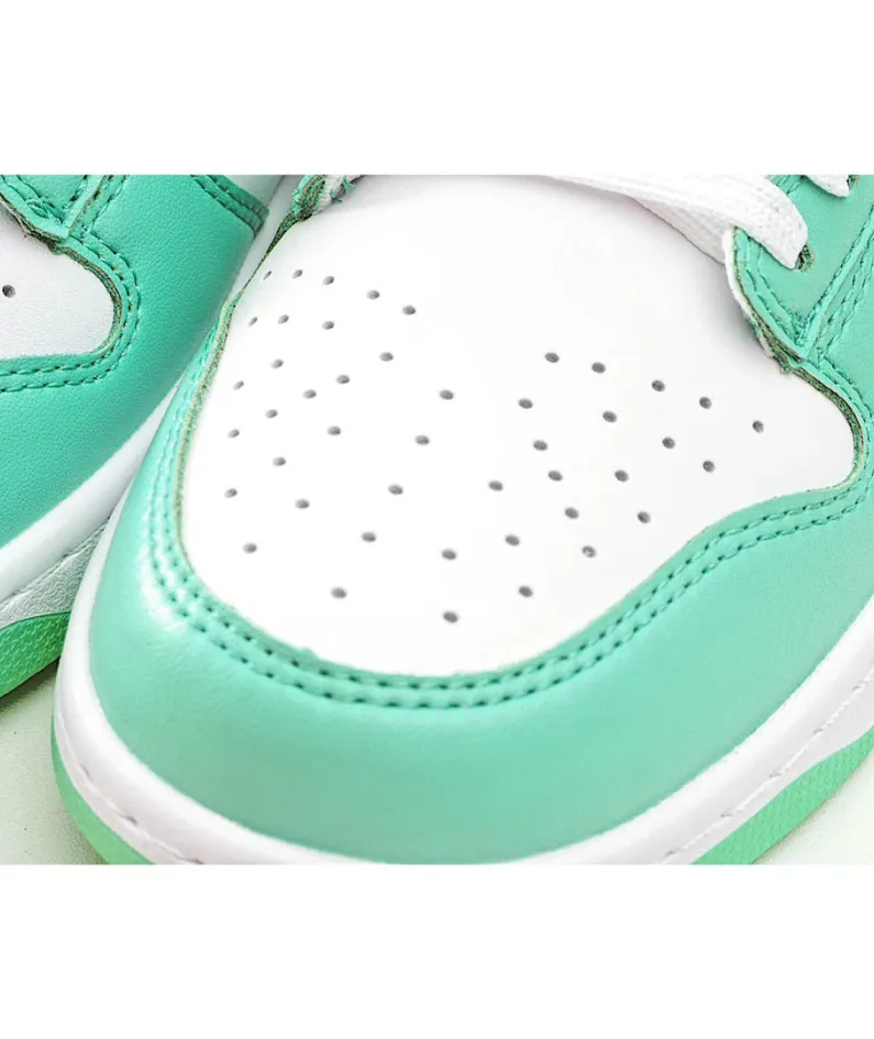 Nike Dunk sb Low "Green Glow Tiffany Green"