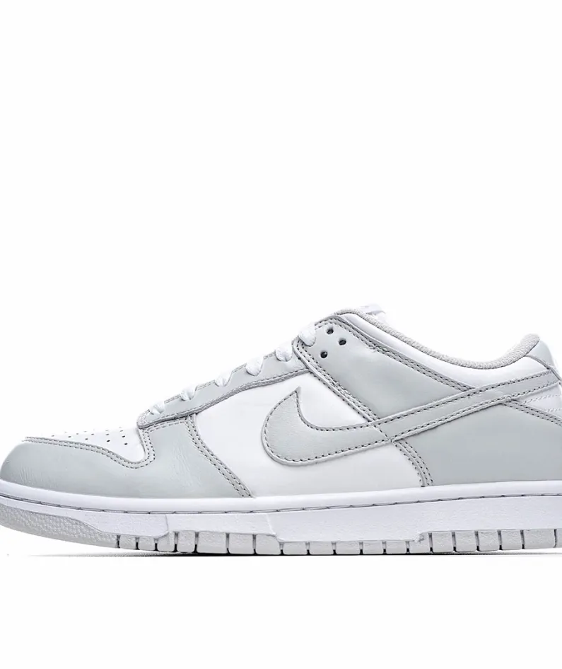Nike SB Dunk Low Silver Grey