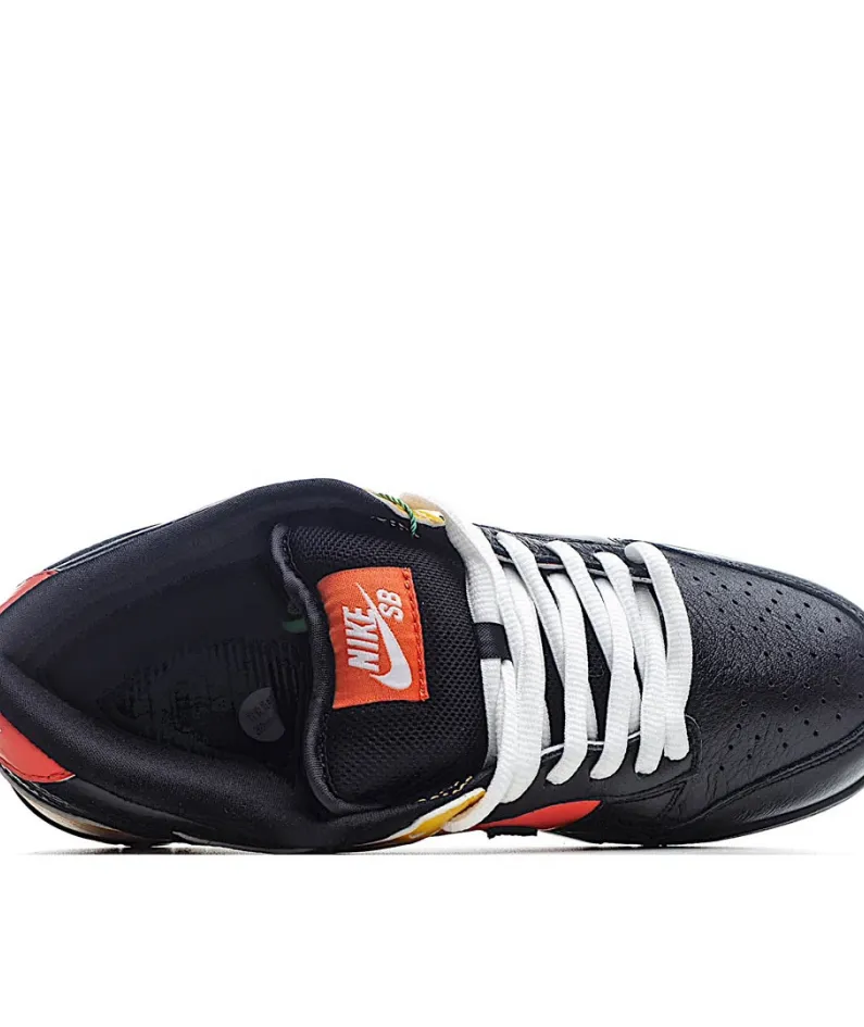 Nike SB Dunk Low Raygun 
