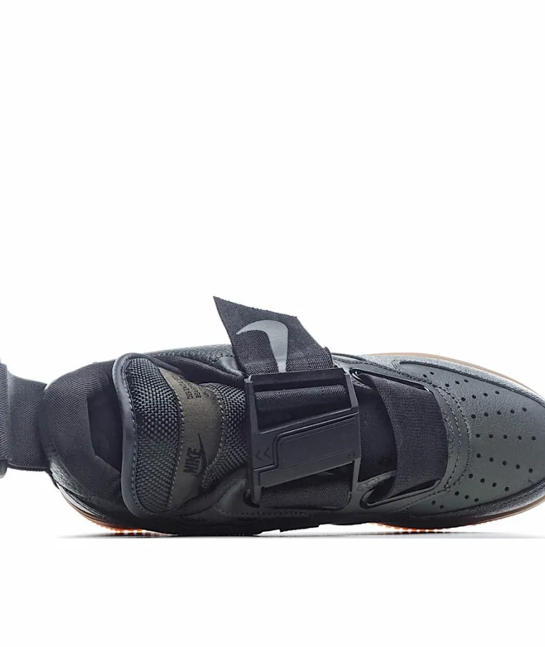 Nike AIR FORCE 1 UTILITY QS Low Top