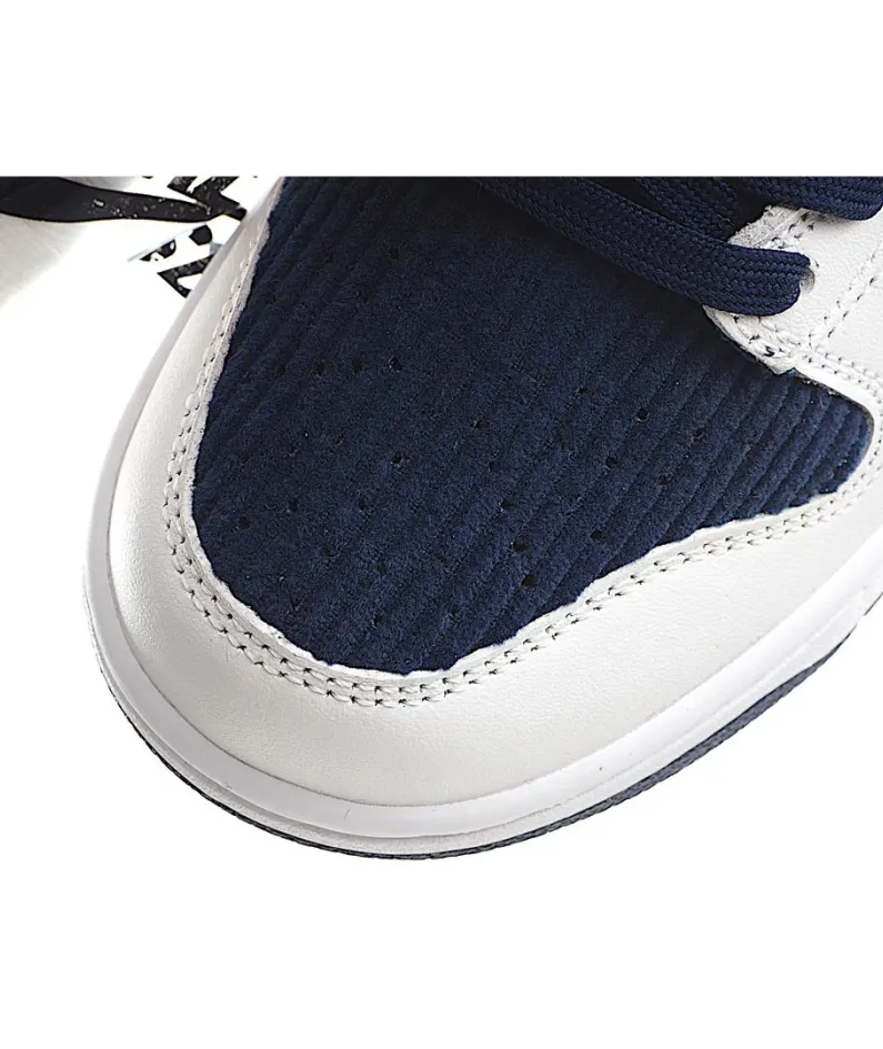 Nike Dunk High "Sports Specialties" Blue Light Sneakers