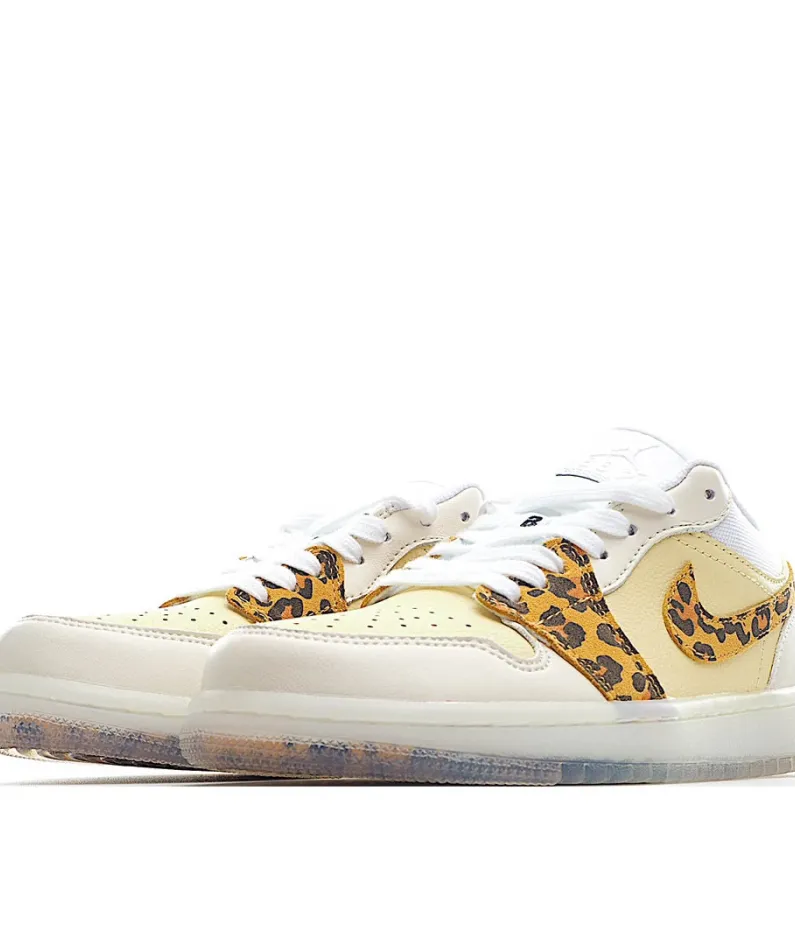 Wmns Air Jordan 1 Low 'SNKRS Day'