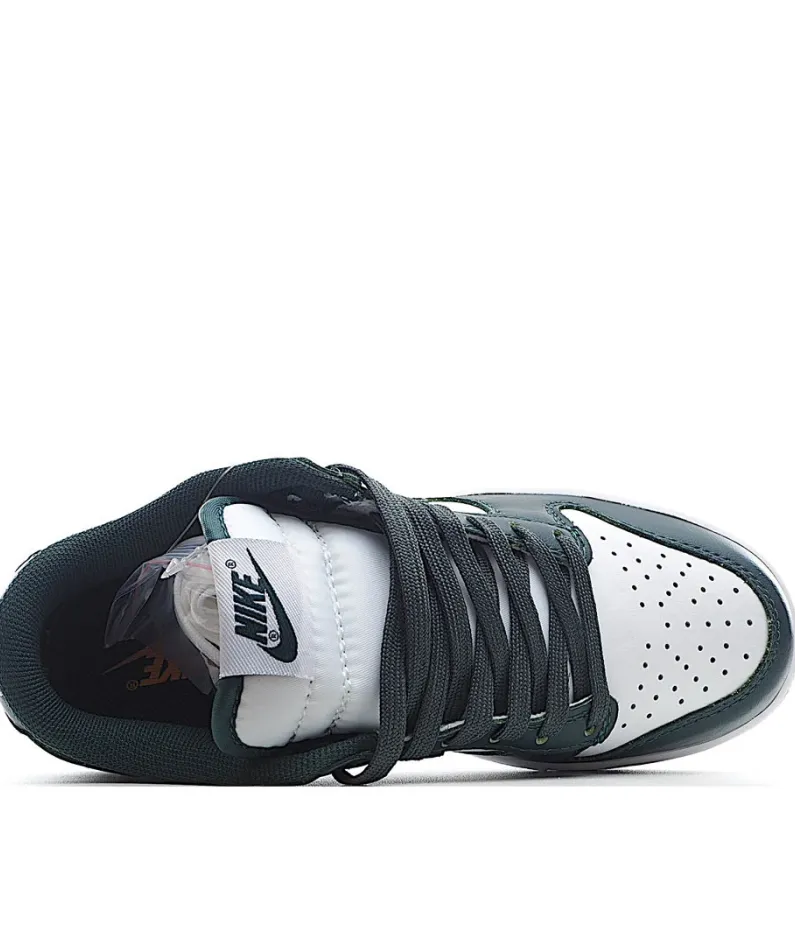 Nike SB Dunk Low Team Green Green Backboard Shoes