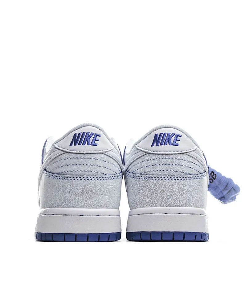 NIKE SB DUNK LOW Prynne