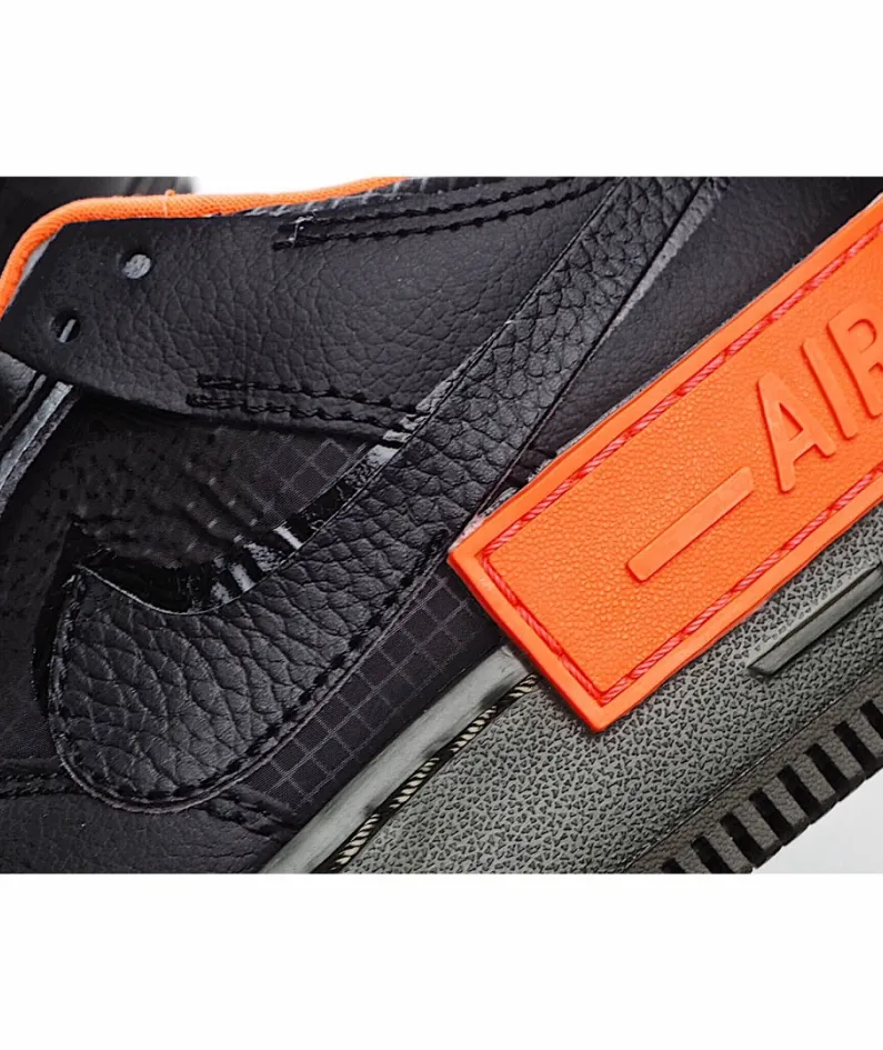 Nike WMNS Air Force 1 Shadow Sneakers