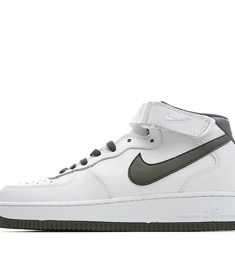 Nike Air Force 1 Mid