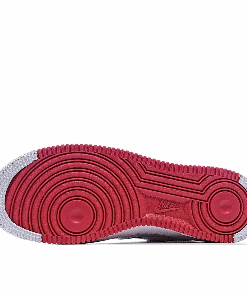 Nike Air Force 1 07 Low Low Top Sneakers