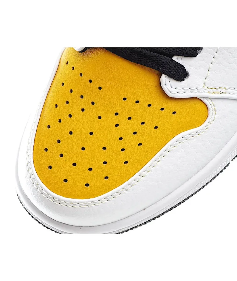 Air Jordan 1 Mid 'University Gold'