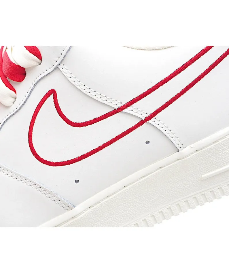 Nike Air Force 1 07 Beige Red