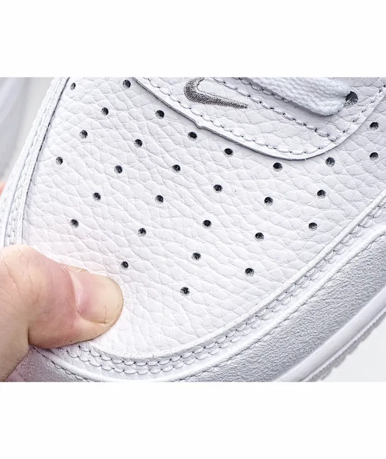 Nike AIR FORCE 1 IN-CUT REFLECTIVE SWOOSHES ON THE 3M 