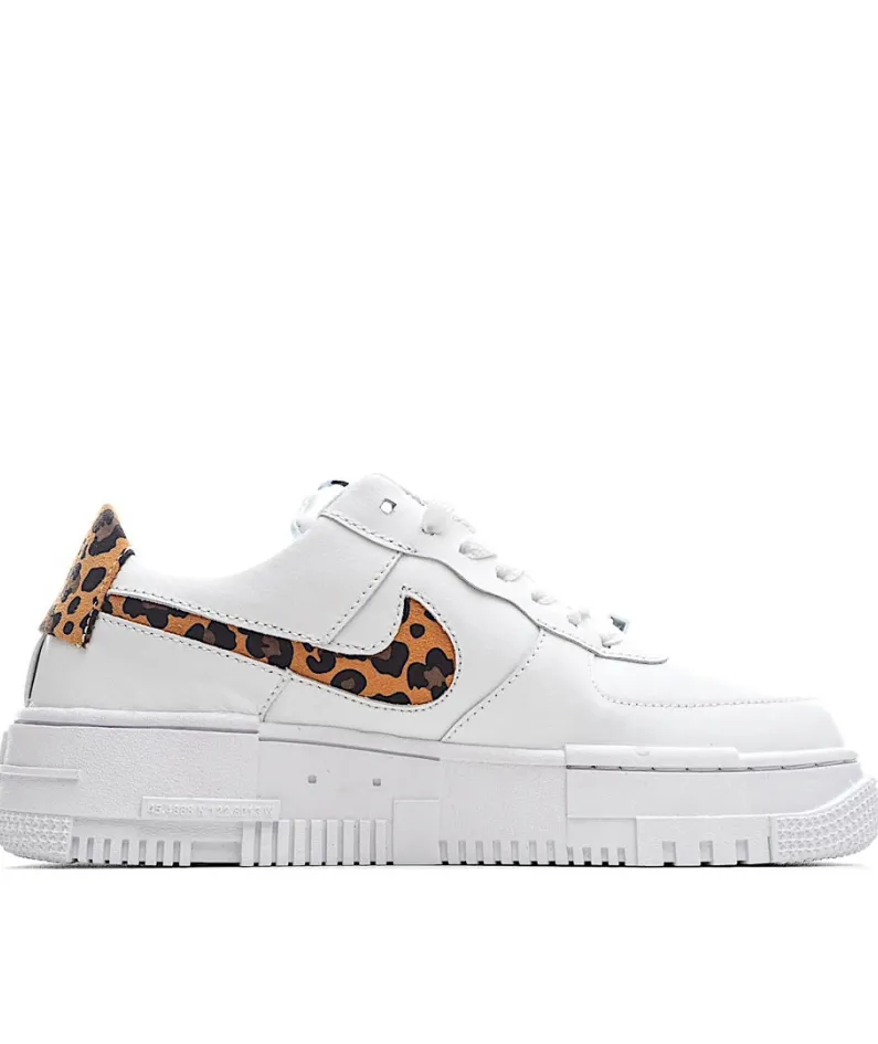 Nike Air Force 107 Sneakers