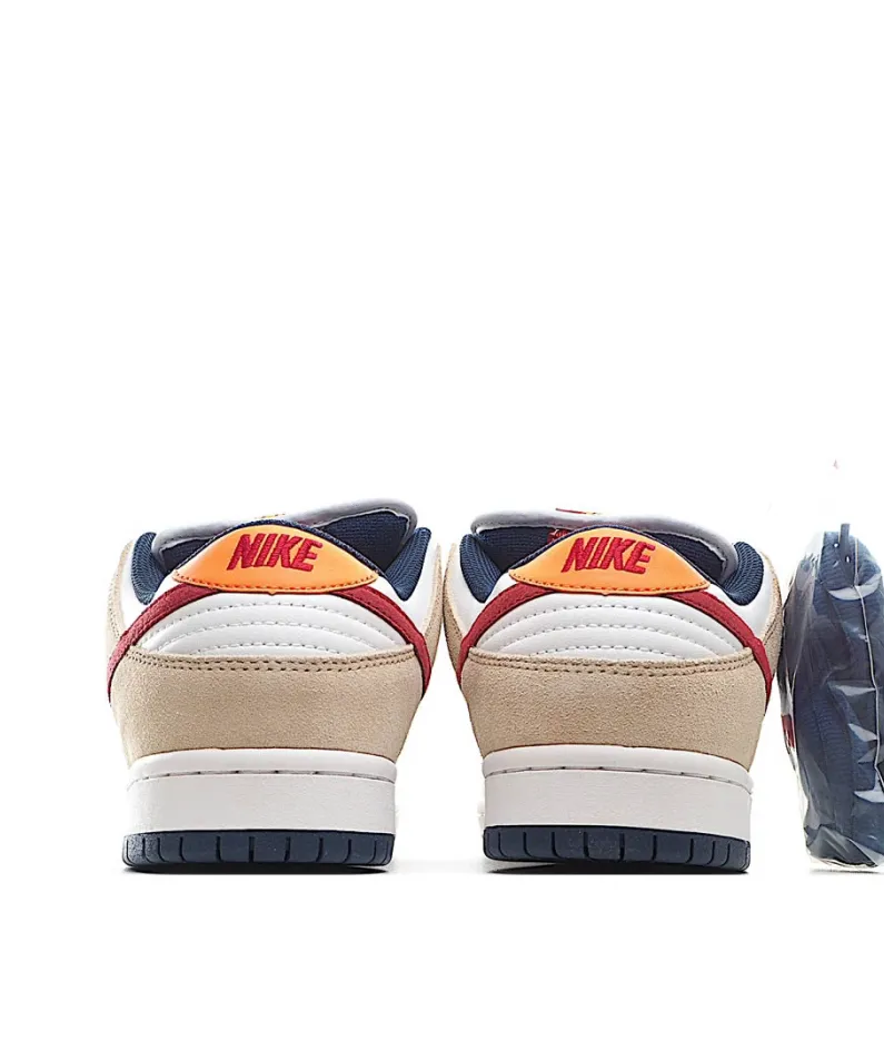 Nike SB Dunk Low Low Top Sneakers White Grey