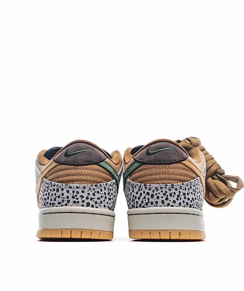 Nike SB Dunk Low “Safari” 