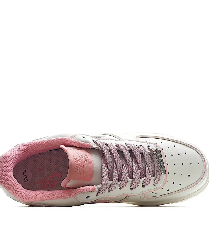 NikeAir Force 1 07 Low Beige Powder