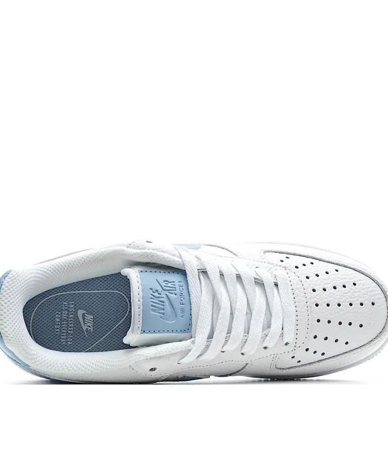 Nike Air Force 107 Sneakers