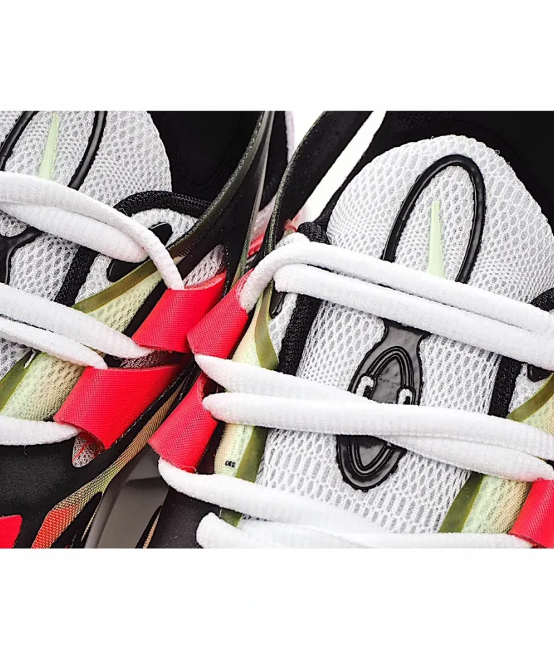 Nike CHANEL x Nike Signal DIMSIX Running Shoe