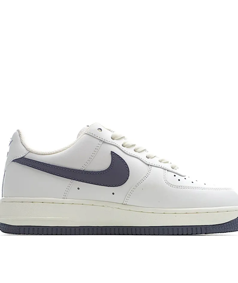 Nike Air Force 107 Low   灰