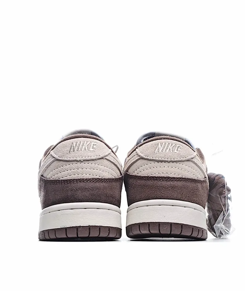 Nike SB Dunk Low Pro Sneakers