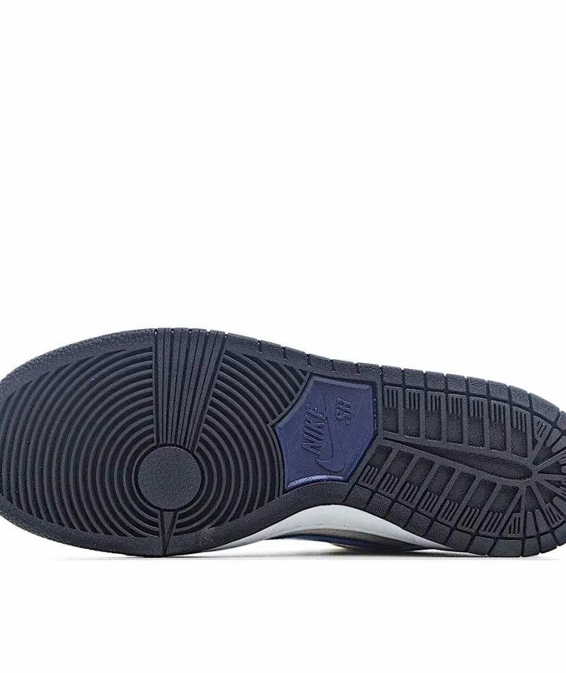 Nike SB Dunk Low Truck It Pack
