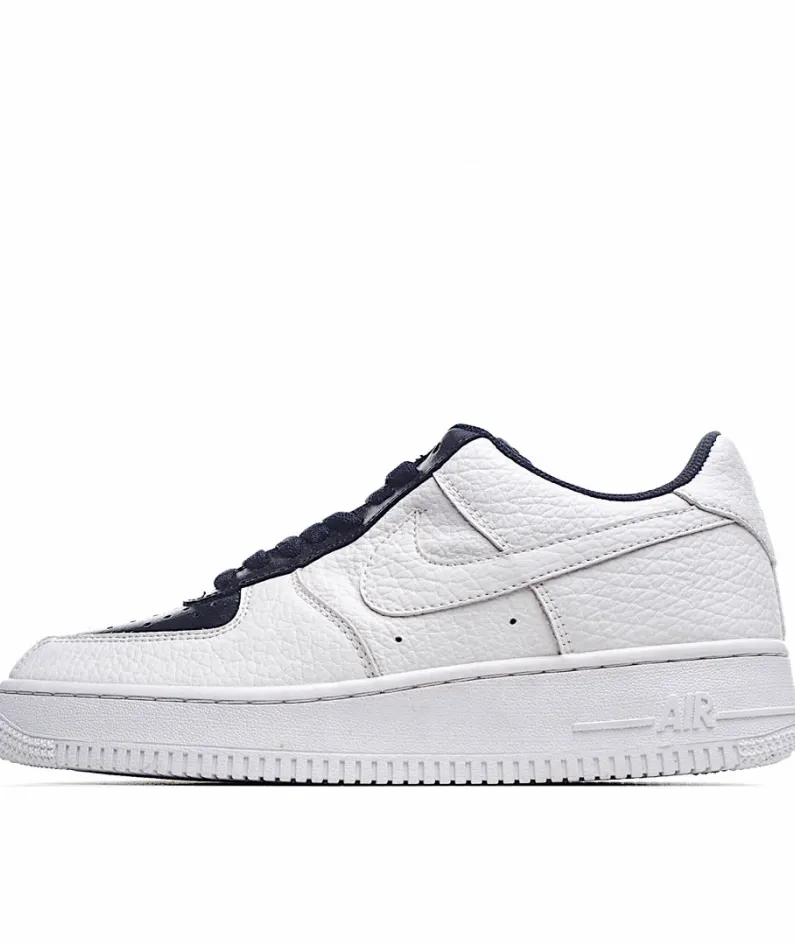 Nike Air Force 1 Sneakers