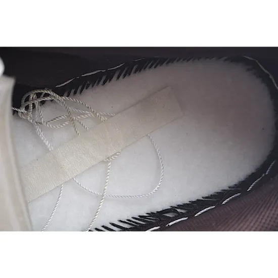 Otomo Katsuhiro x Nike SB Dunk Low Steamboy OST Low Top Sneakers