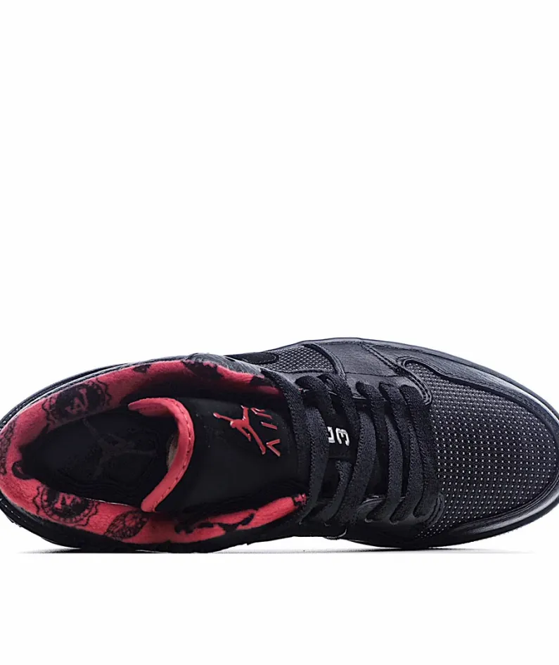 Air Jordan 1 Retro Low 'Black Silver Red'