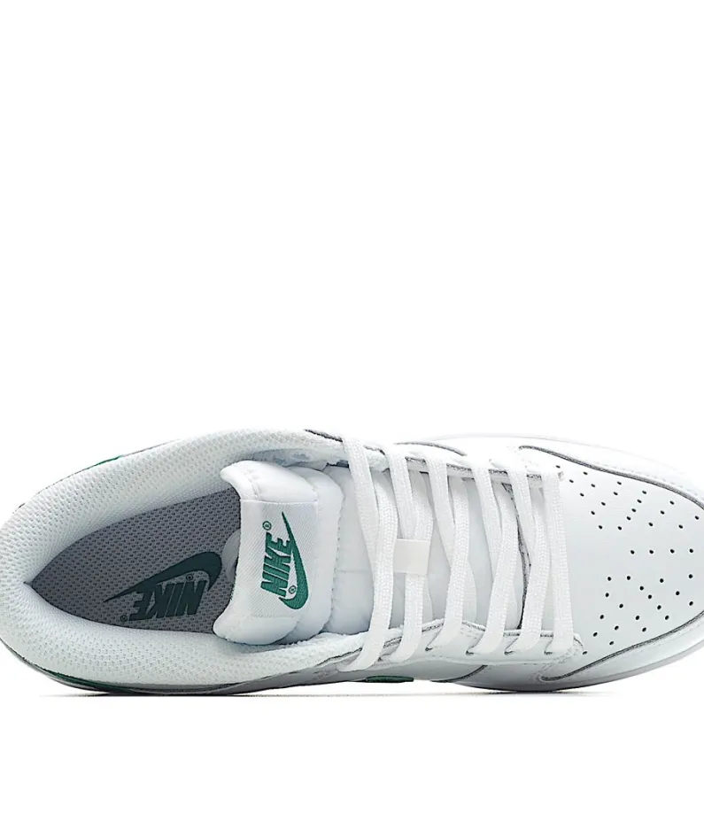 Nike Dunk SB Low Pro Low Top Sneakers