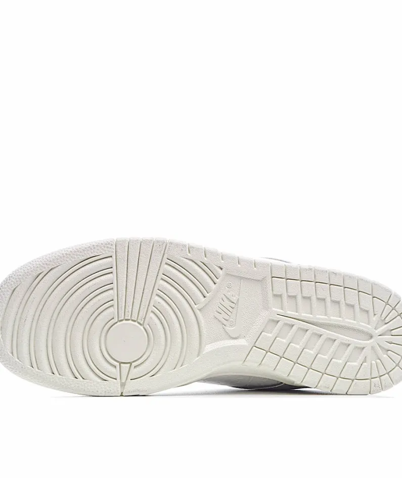 Ben-G x Nike SB Dunk Low Sneakers