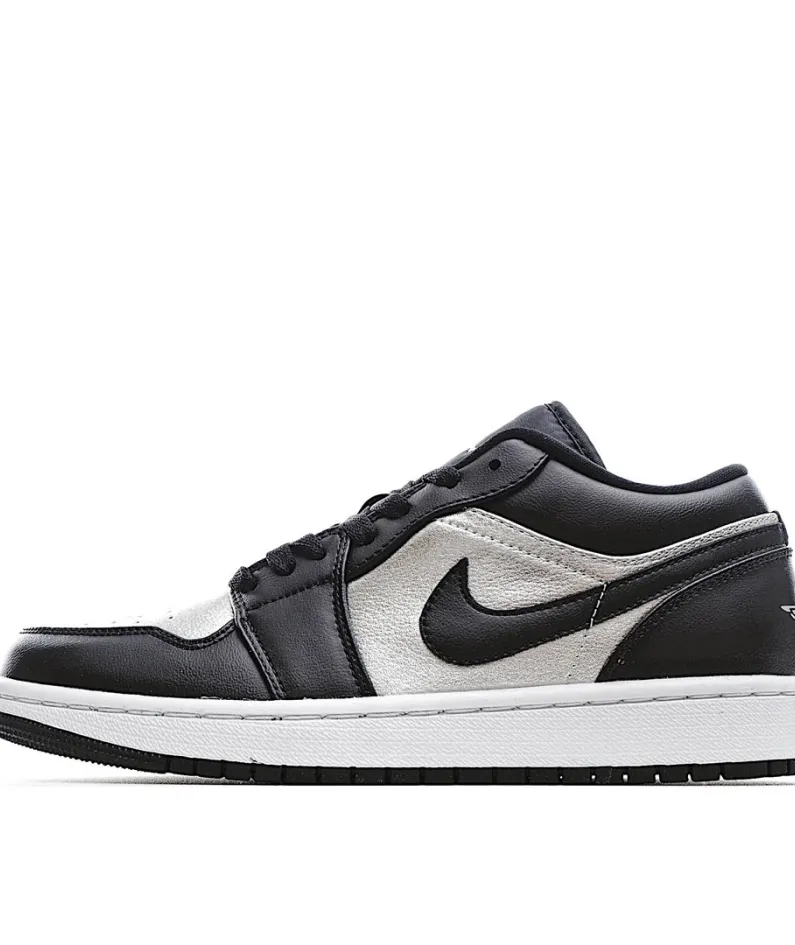Wmns Air Jordan 1 Low SE 'Silver Toe'