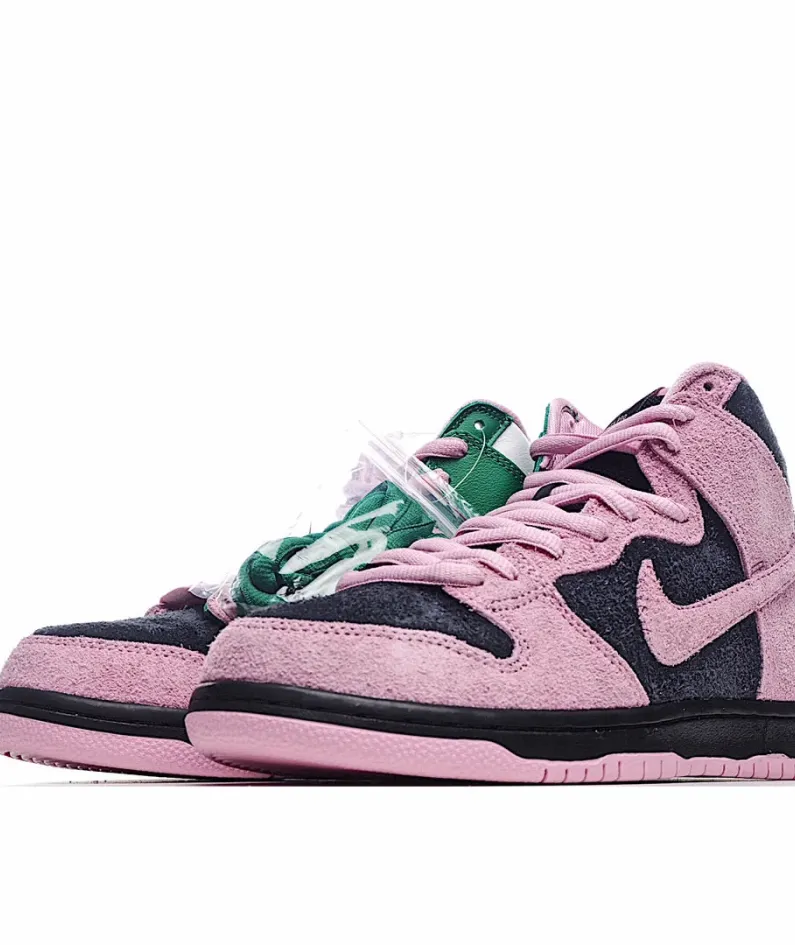 Nike SB Dunk High "Invert Celtics Black"