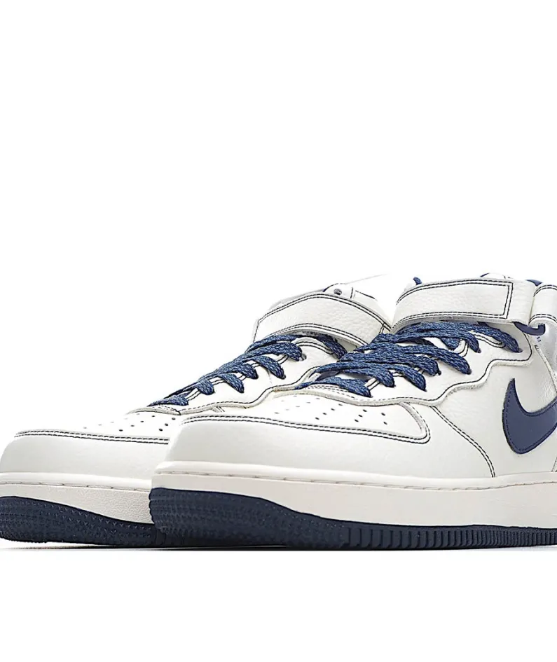 Nike Air Force 1 Mid