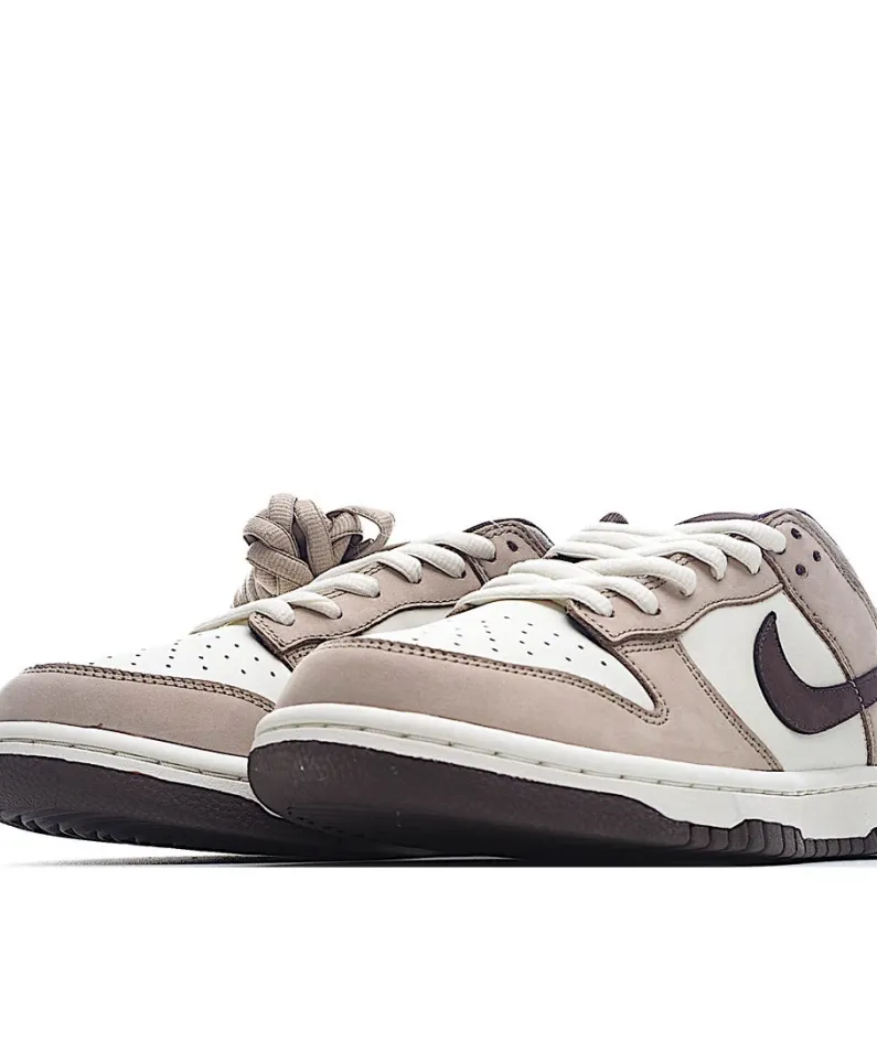 Otomo Katsuhiro x Nike SB Dunk Low Steamboy OST Low Top Sneakers