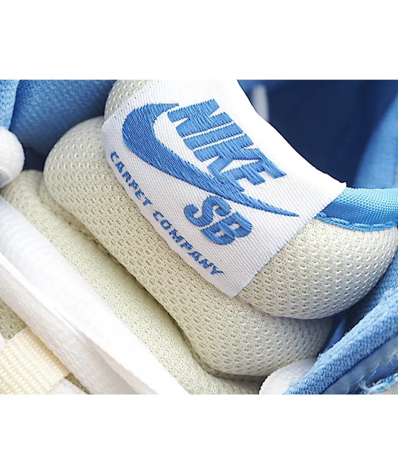 Carpet Company x Nike SB Dunk High SB Sneakers White & Blue