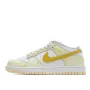 Nike SB Dunk Low GSYellow StrikeY Low Top Sneakers
