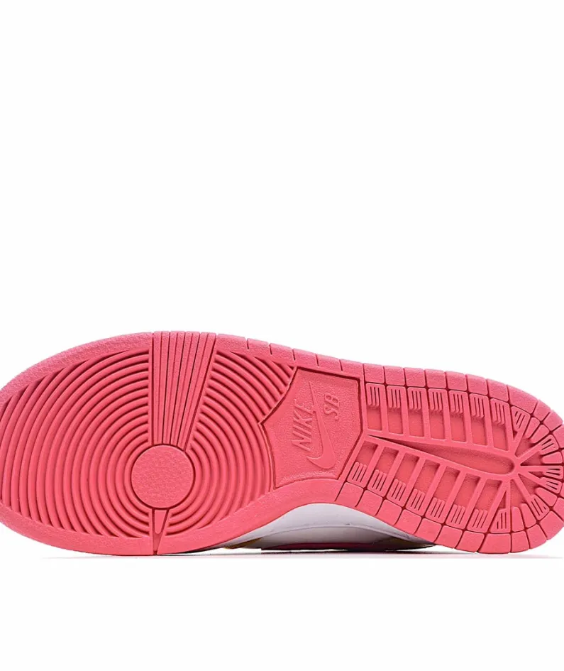 Nike Dunk Low "SAMBA 2020 Edition Low-Top Sneakers