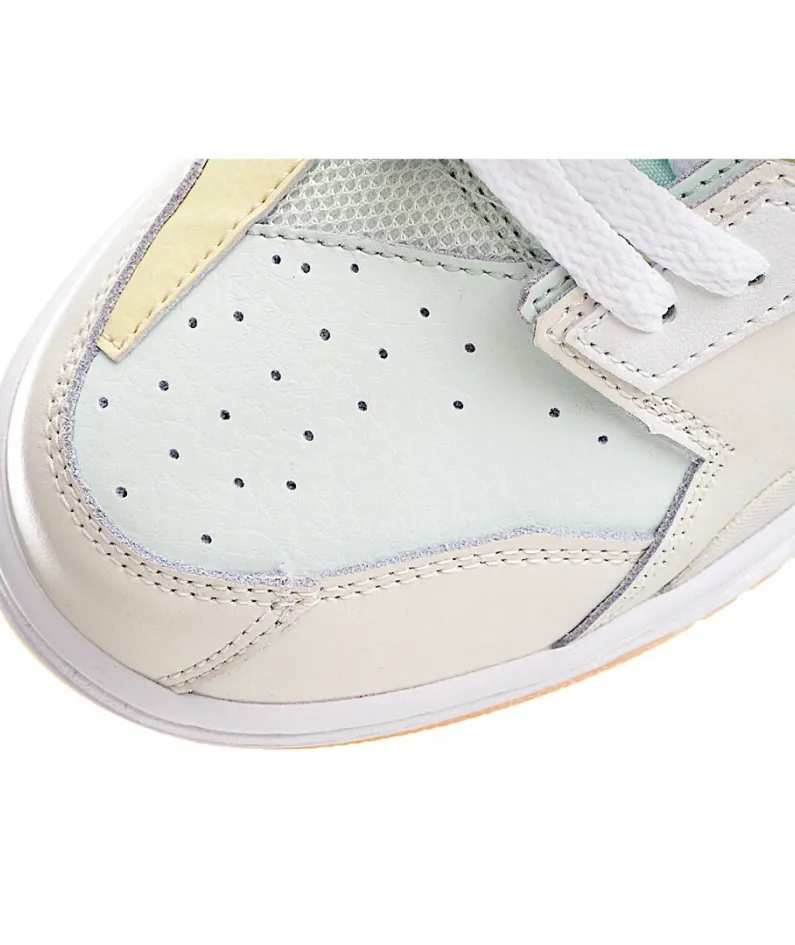 Nike Dunk Scrap Low Top