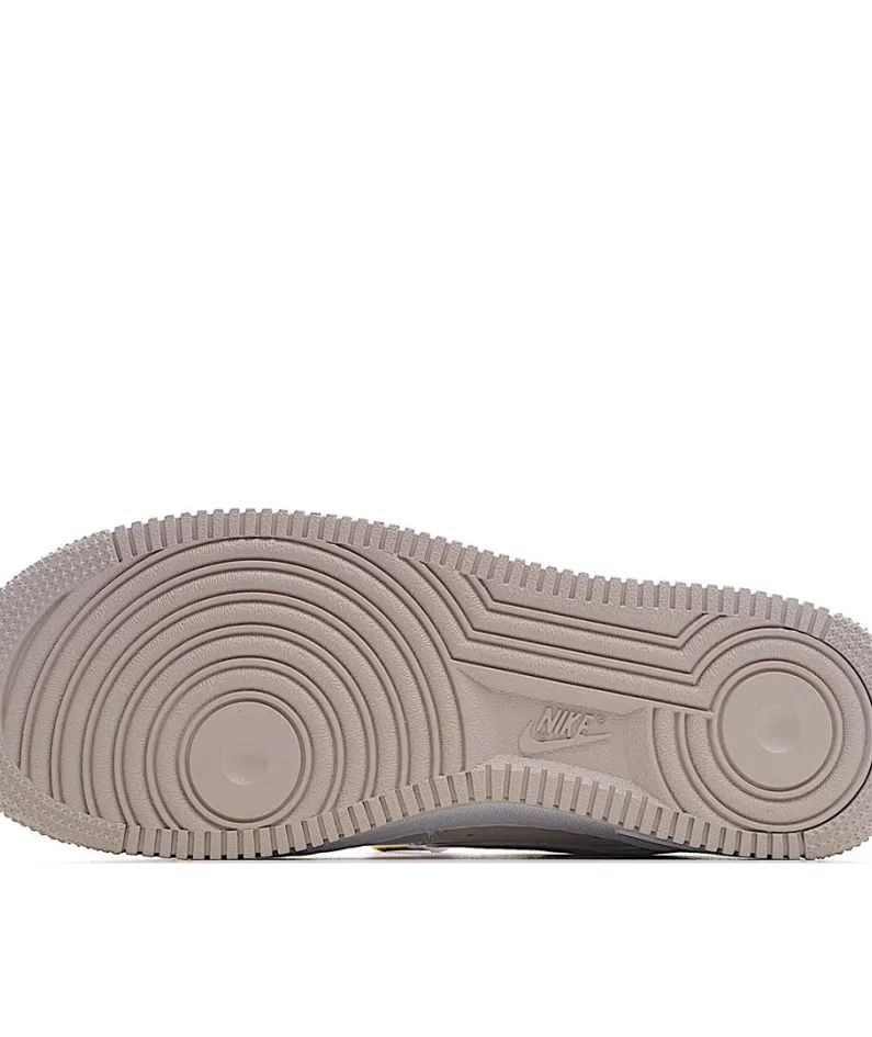 Nike Air Force 1 Hot Chocolate Low-Top Sneakers