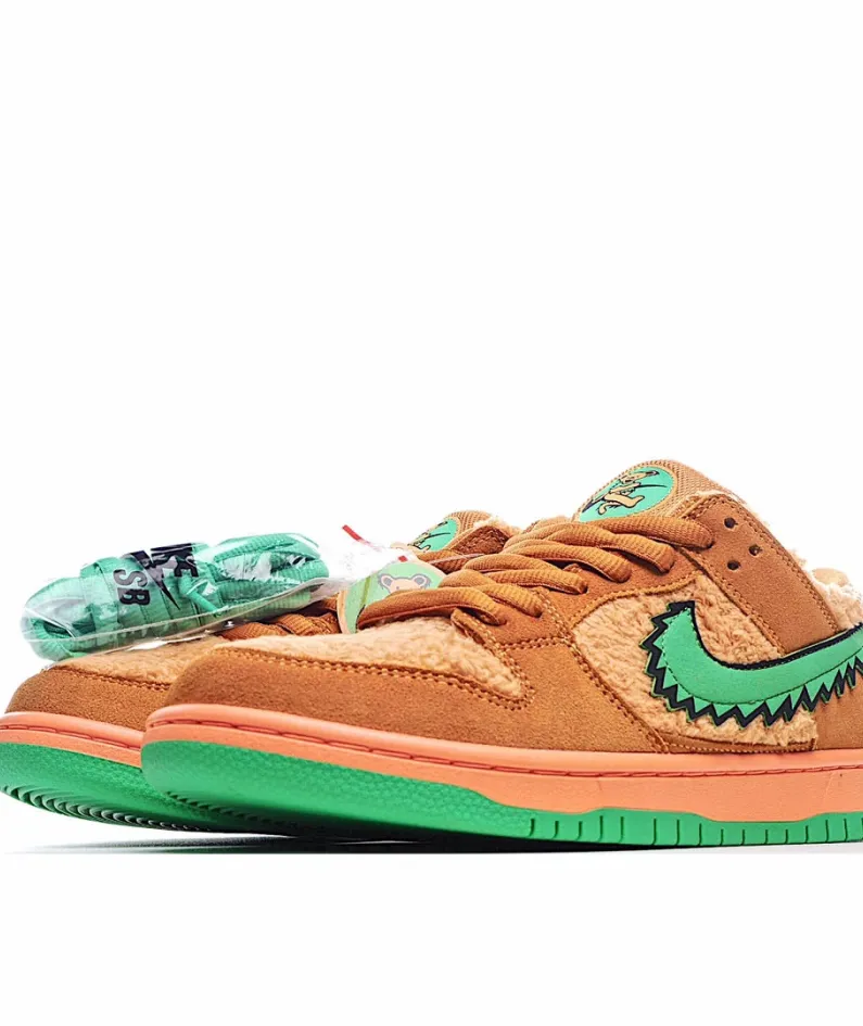 NIKE SB DUNK LOW PRO QS sneakers