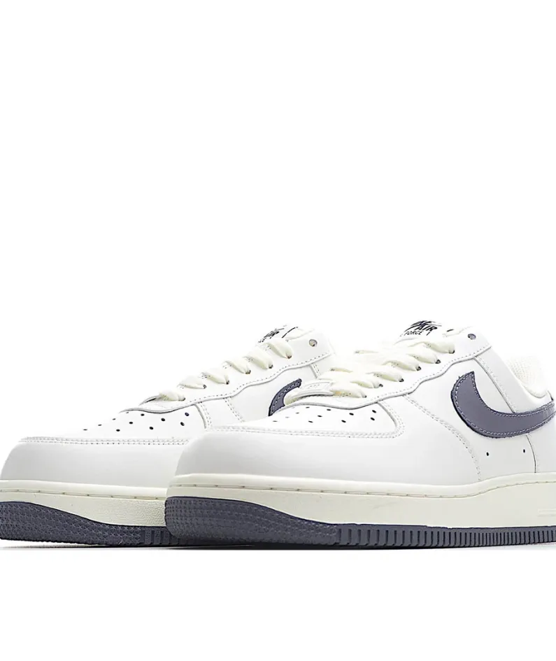 Nike Air Force 107 Low   灰