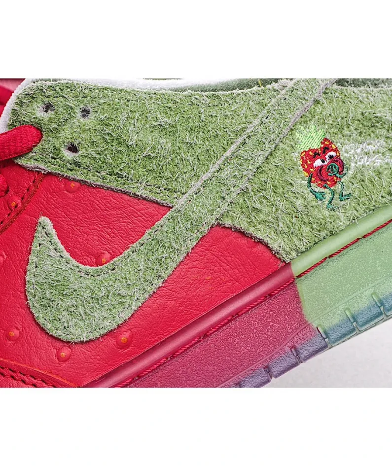 Nike SB Dunk Low pro QS Low Top Sneakers