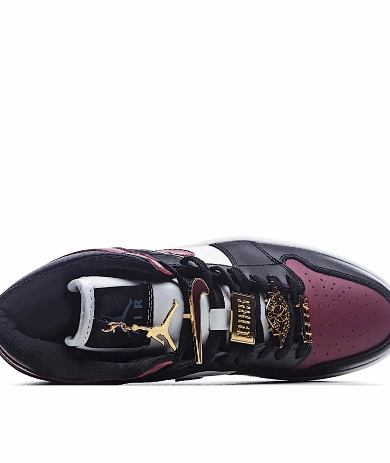 Wmns Air Jordan 1 Mid SE 'Gold Pendants'