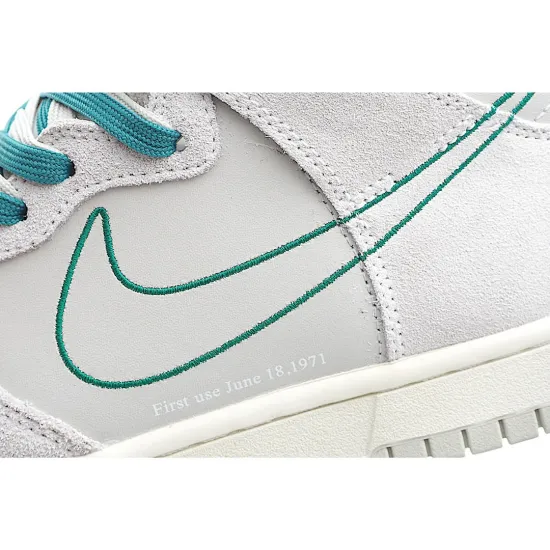 Nike Dunk High Sneakers