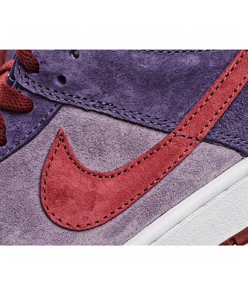 Nike Dunk SB Low Plum Low Raspberry Purple Sneakers