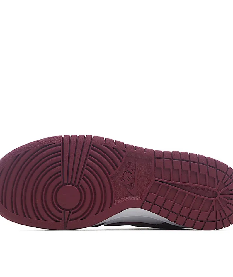 Nike SB Dunk Low“Bordeaux”Pz 