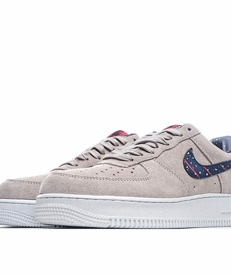 Nike Air Force 1 Low-Top Sneakers