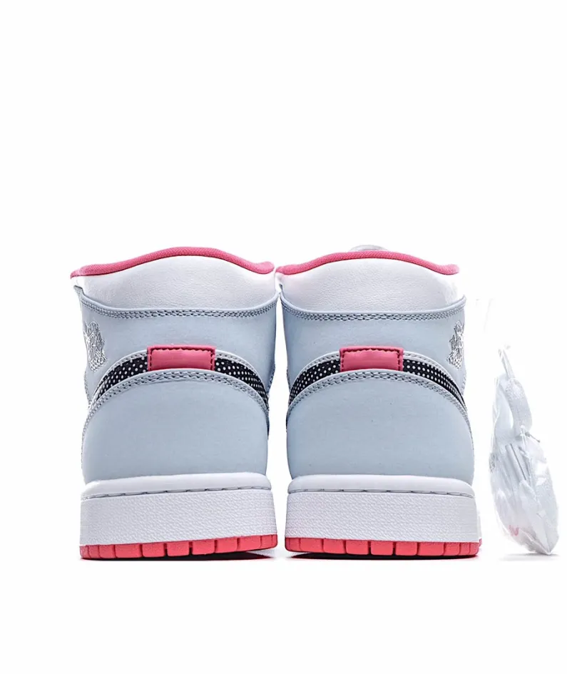 Air Jordan 1 Mid GS 'Half Blue' Air Jordan 1 Mid GS 'Half Blue'